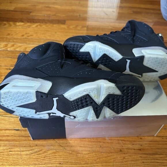 AIR JORDAN Chrome Metallic Retro 6 Mens size 10 - Picture 4 of 5